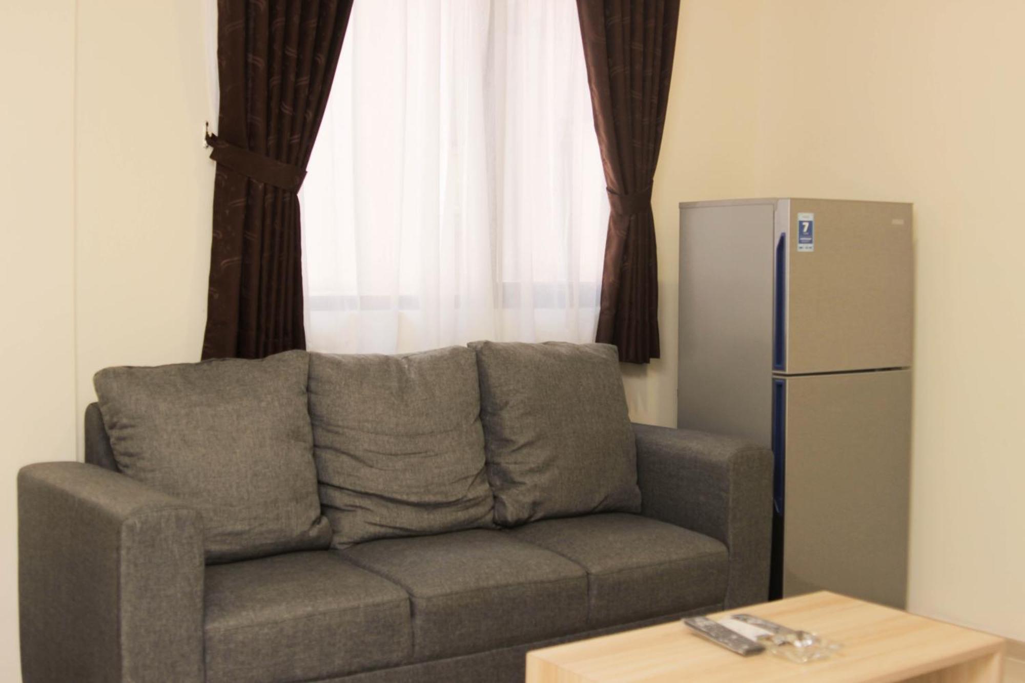 Luxury And Comfy 2br At Meikarta By Travelio